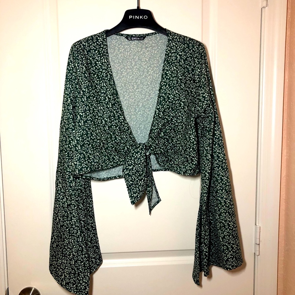 Floral Green Cropped Blouse
